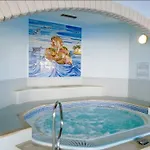 Oasis Park Condo, Pool & Jacuzzi, Free Parking Lejlighed