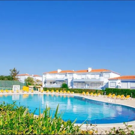 Oasis Park Condo, Pool & Jacuzzi, Free Parking Apartmán Portimão